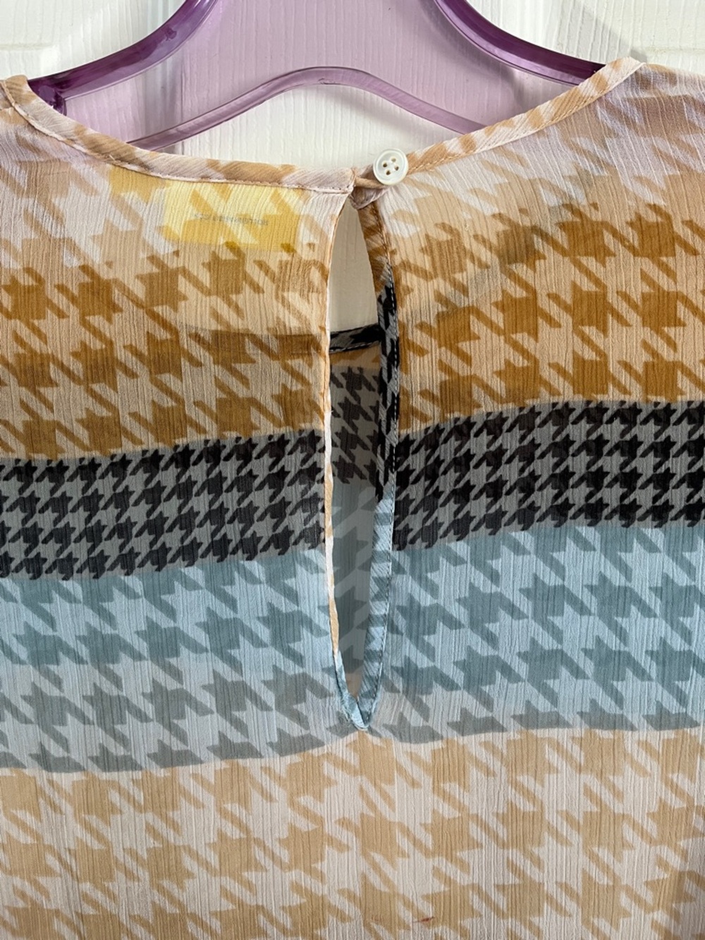 Roller Rabbit Houndstooth Print Top - Picture 6 of 6